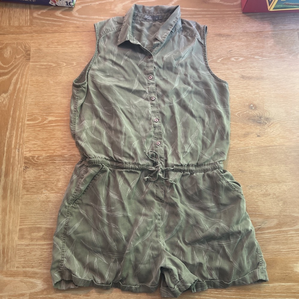 Prana Weekend Escape Romper Jumpsuit Womens Medium Olive Botanical Rayon